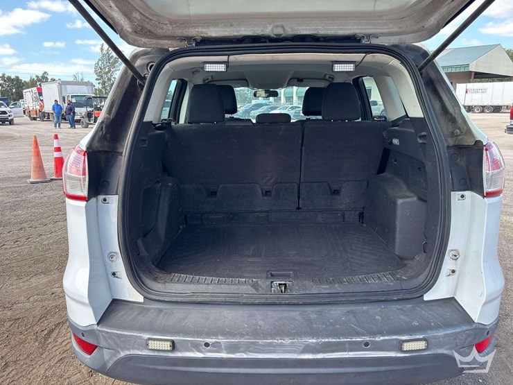 2016-ford-escape-image-21