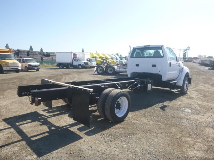 2012-ford-f650-image-3