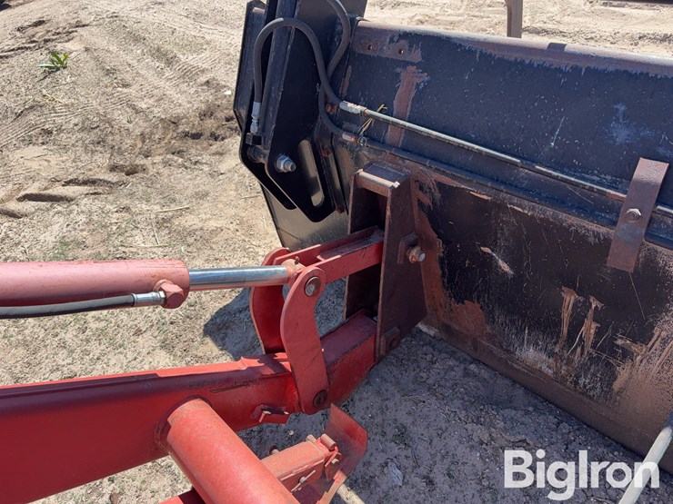 case-ih-l300-image-19