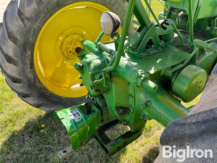 1947-john-deere-model-a-image-14