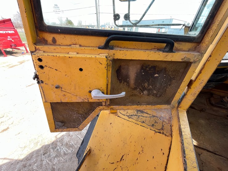 volvo-a25-image-55