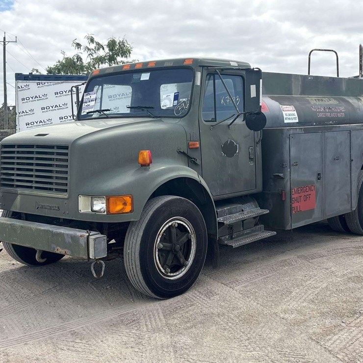 1992 INTERNATIONAL 4700