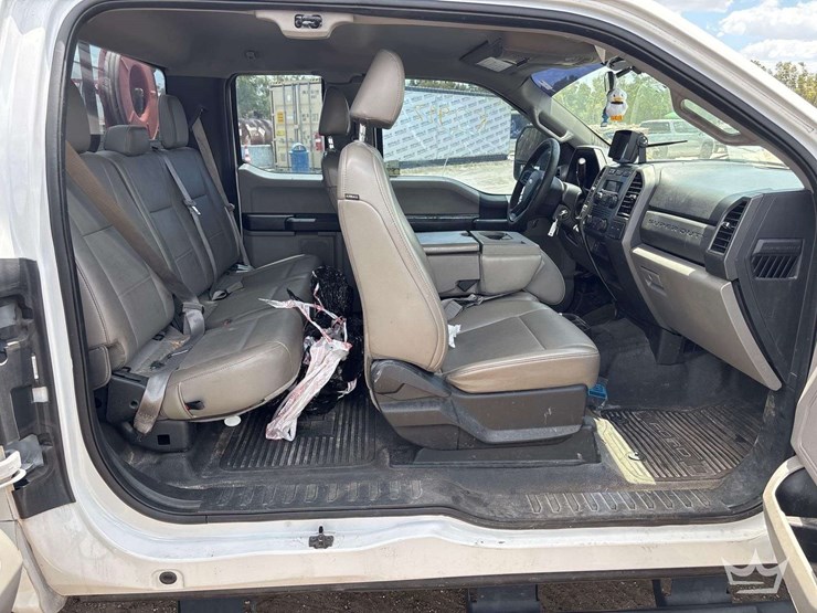2019-ford-f450-image-32