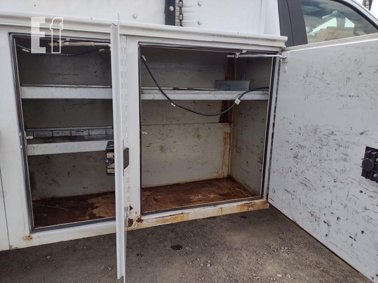 2019-ford-f550-image-24