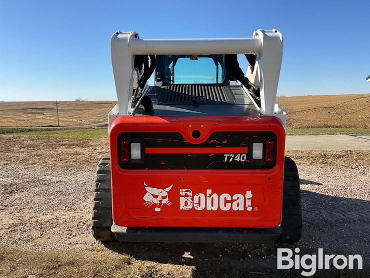 2018-bobcat-t740-image-6