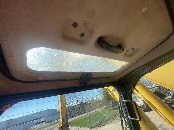 2015-komatsu-pc360-lc-10-image-58