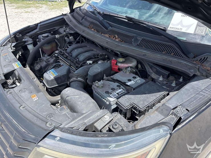 2017-ford-explorer-image-9