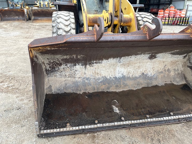komatsu-wa250-5-image-10