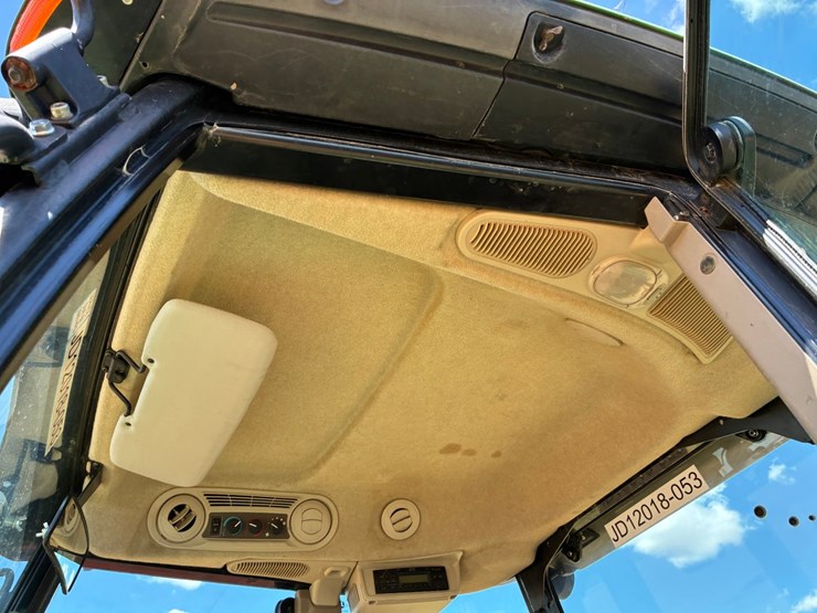 2017-john-deere-6120e-image-14