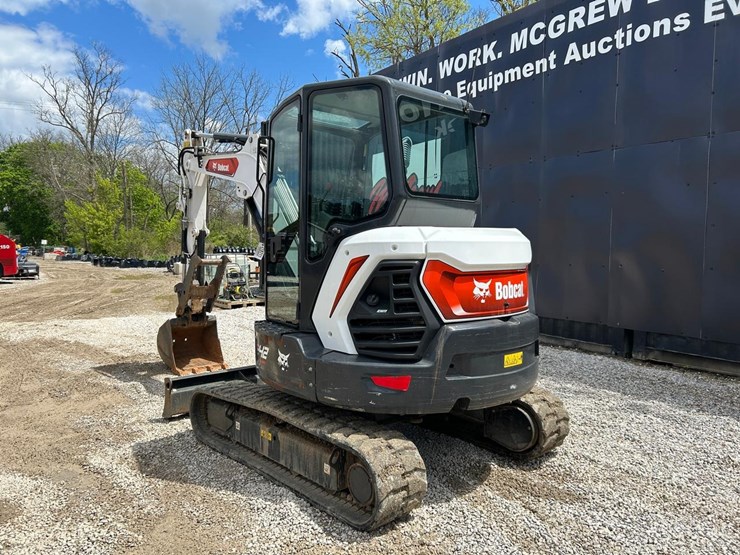 2021-bobcat-e42-image-2