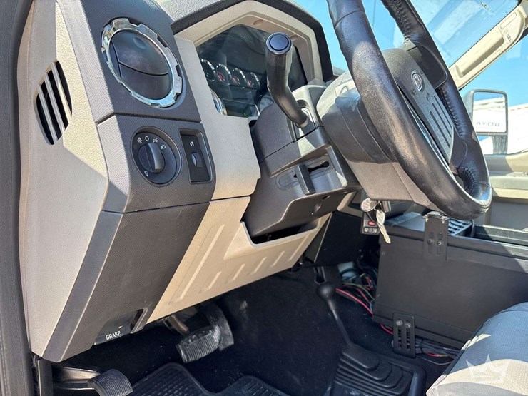 2008-ford-f350-image-28