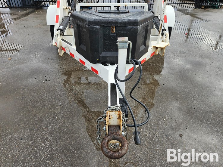 2021-massey-ferguson-730-image-10