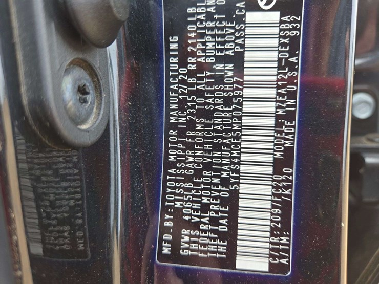 2021-toyota-corolla-se-sedan-4d-image-22