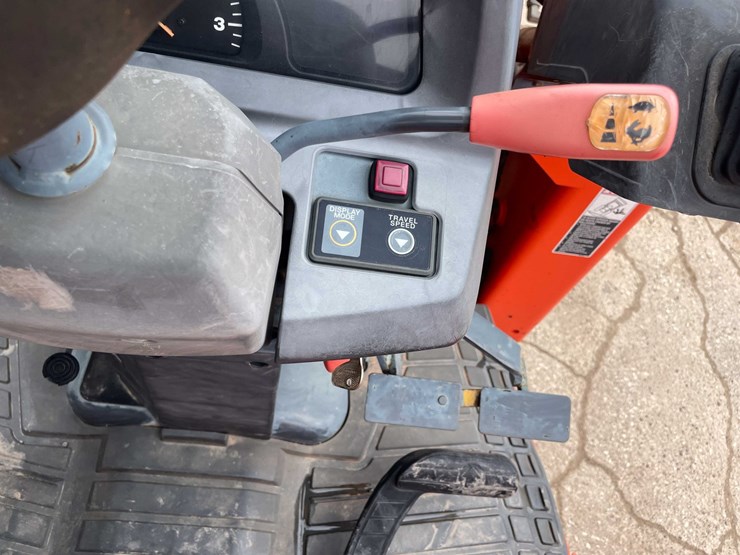 #4054-•-kubota-tractor-image-55