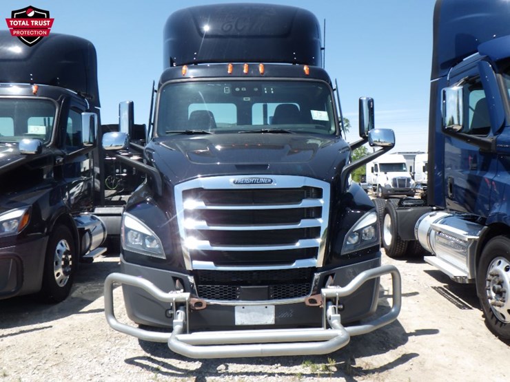 2022-freightliner-cascadia-116-image-3