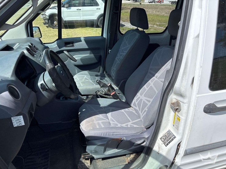 2012-ford-transit-connect-image-15