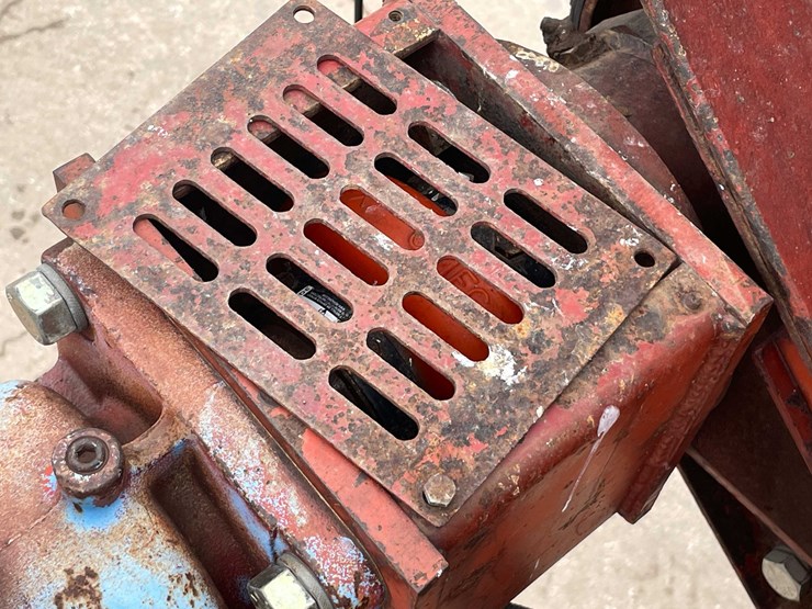 #4047-•-1991-royer-top-soil-shredder-image-86