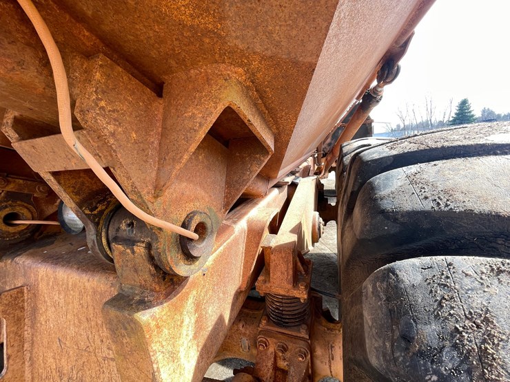 volvo-a25b-image-28