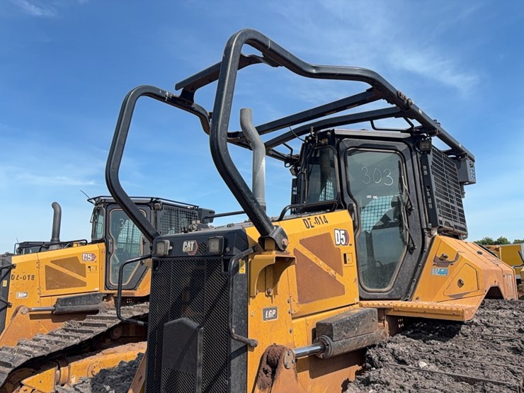 2021-caterpillar-d5-lgp-image-14