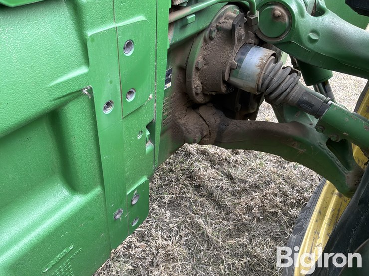 2013-john-deere-8285r-image-15