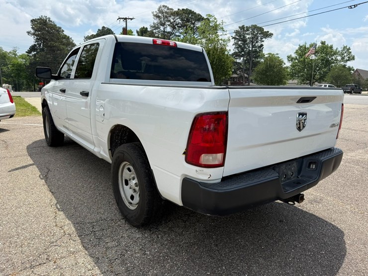 2016-dodge-1500-image-4