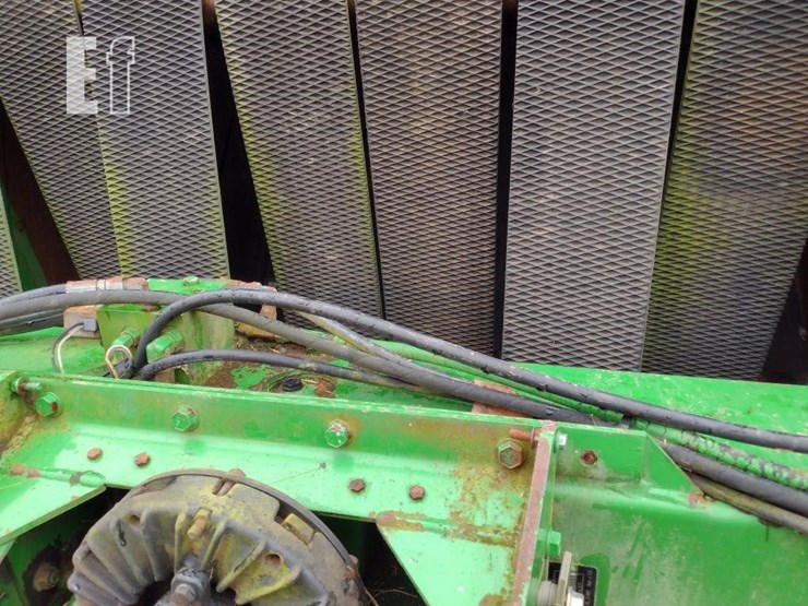 2004-john-deere-557-image-16