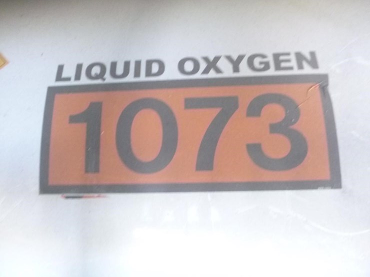 2014-isuzu-nqr-image-10