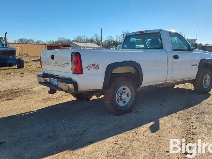 2006-chevrolet-2500-image-5