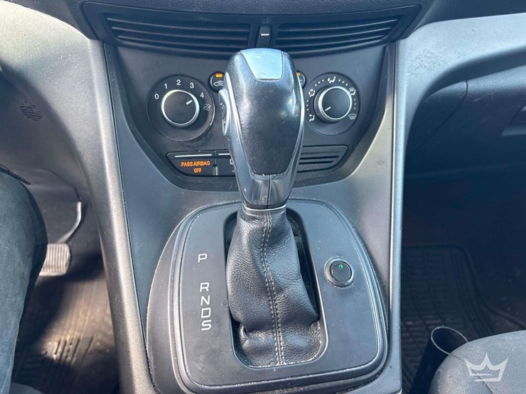 2016-ford-escape-image-16