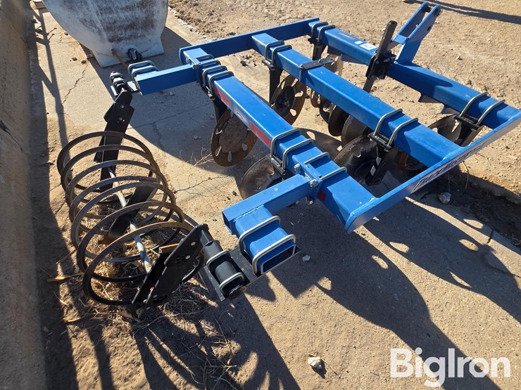 blu-jet-track-master-image-5