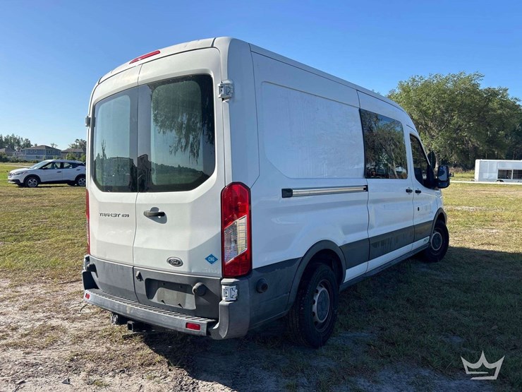 2017-ford-transit-image-3
