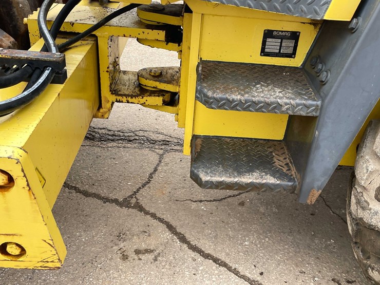 #4049-•-bomag-roller-image-36