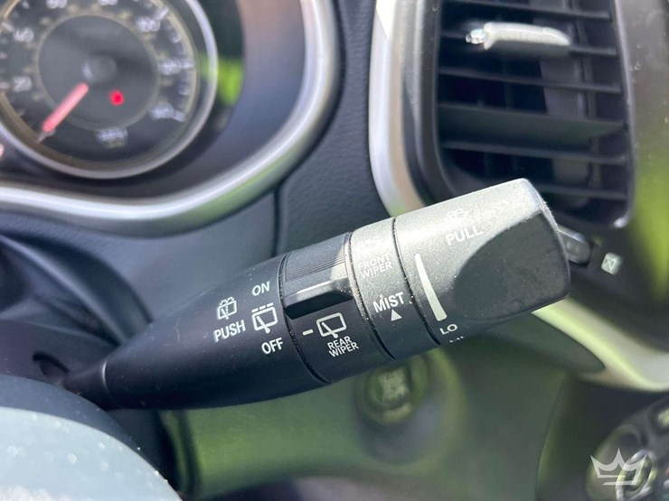 2014-jeep-cherokee-limited-image-11