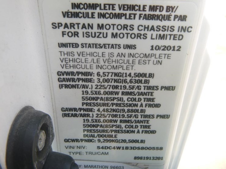2013-isuzu-npr-image-21