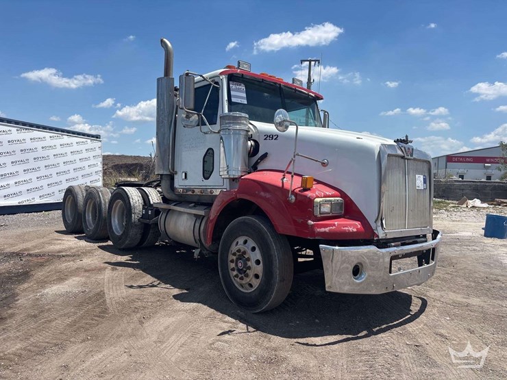 2007-western-star-4900sa-image-2