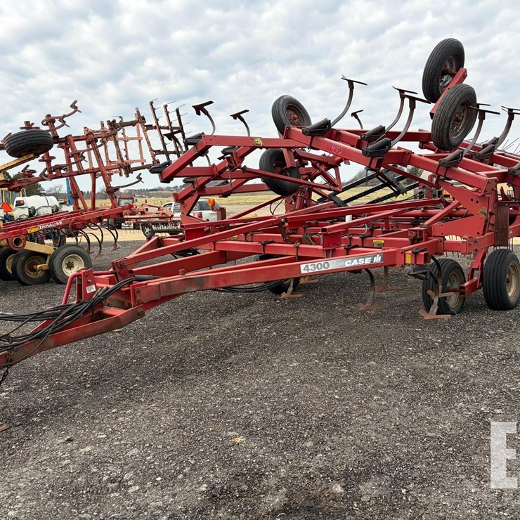 CASE IH 4300
