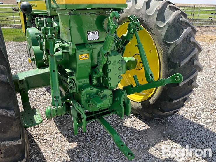 1956-john-deere-720-image-9