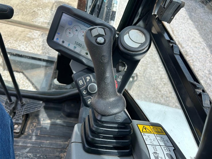 2021-bobcat-e42-image-23