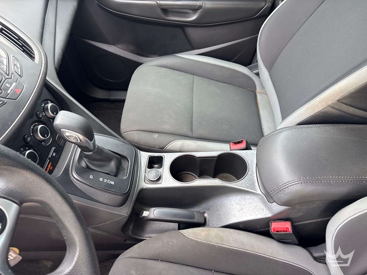 2016-ford-escape-image-15
