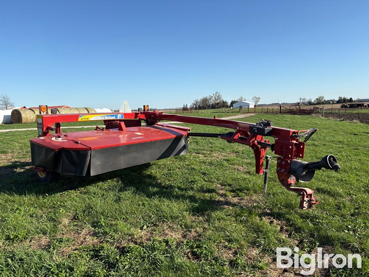 2014-new-holland-h7230-image-3