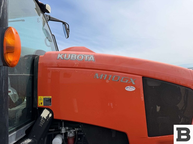 2013-kubota-m110gx-image-42