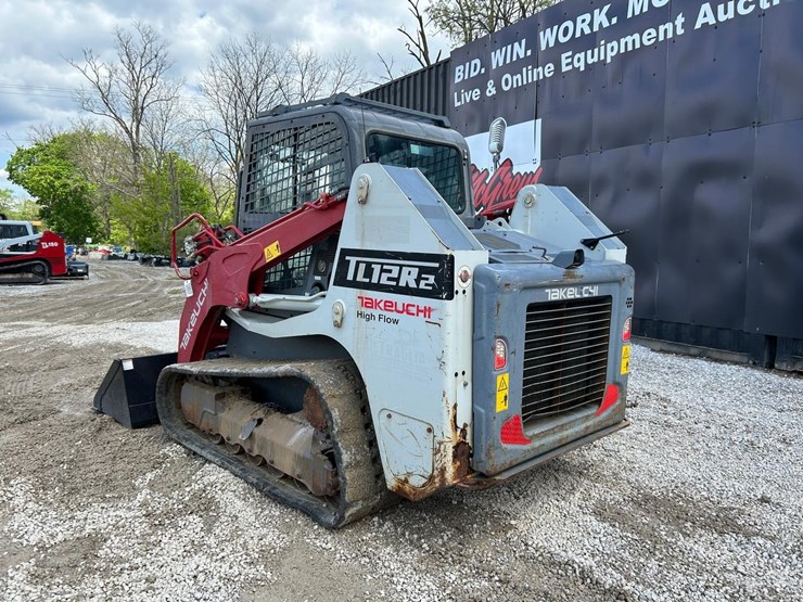 2017-takeuchi-tl12r2-image-2