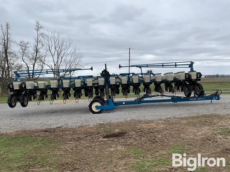 kinze-2600-image-4