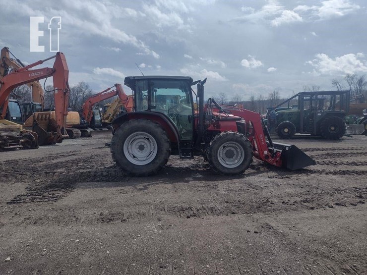 2022-massey-ferguson-4707-image-3