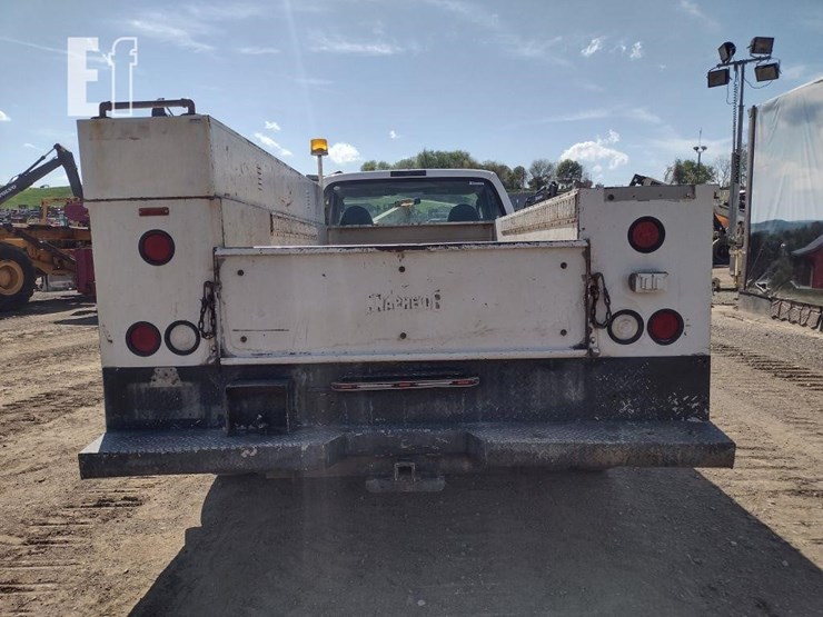 2005-ford-f450-image-4