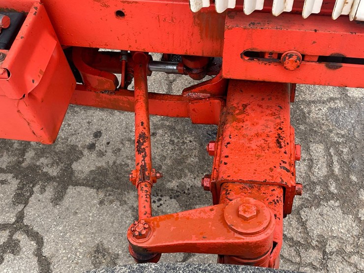 #4064-•-case-1370-tractor-image-42