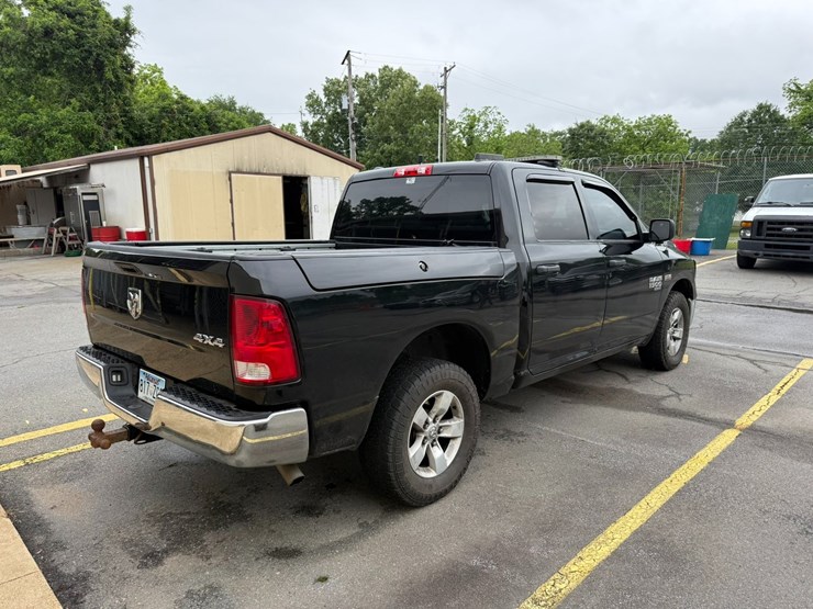 2019-dodge-1500-image-3