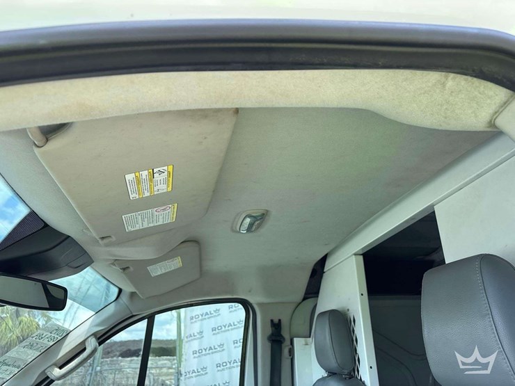 2015-ford-transit-image-14