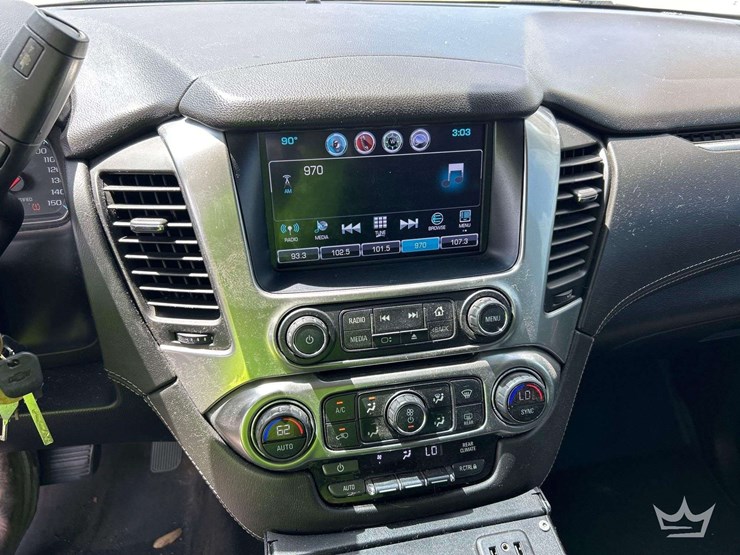 2018-chevrolet-tahoe-image-17