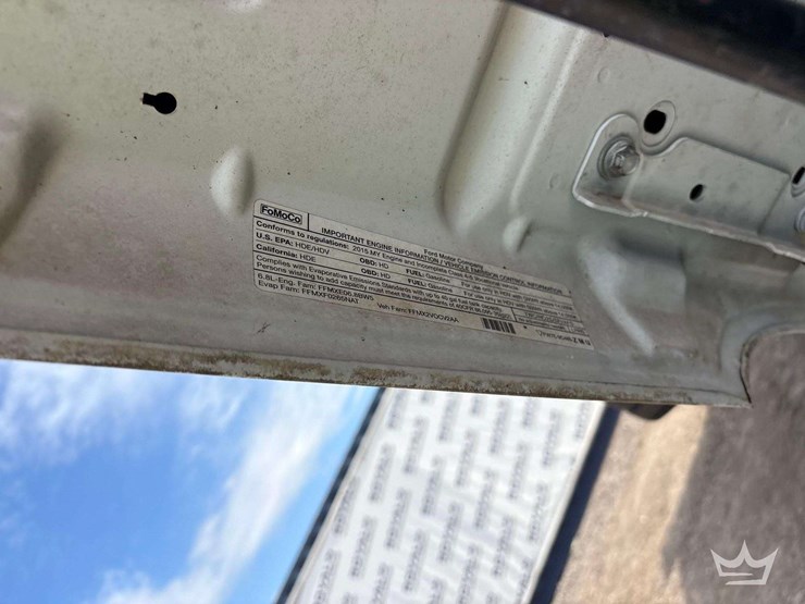 2015-ford-f550-image-10